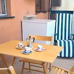 Apartman Hostdomus - Marea *